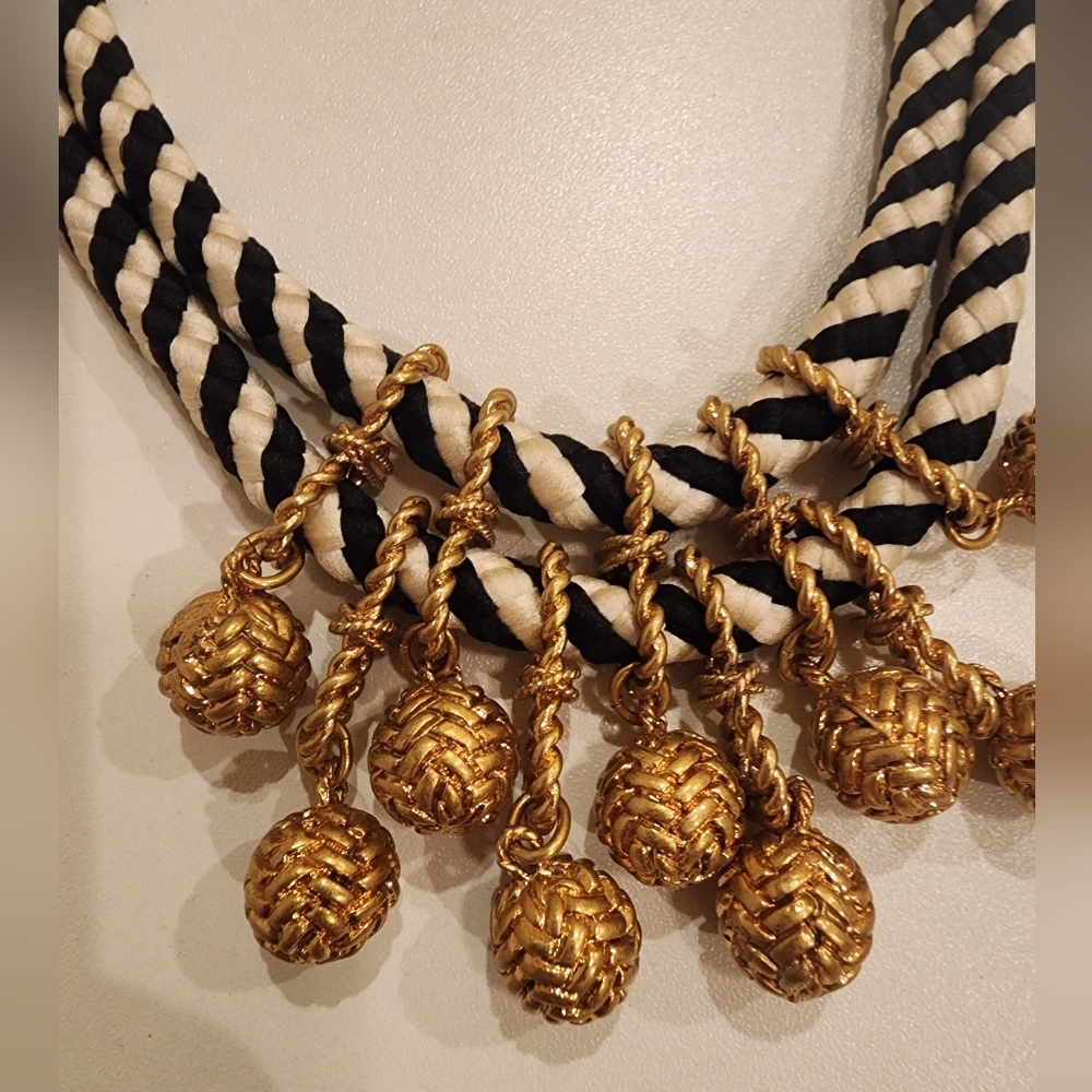 Stella & Dot Necklace